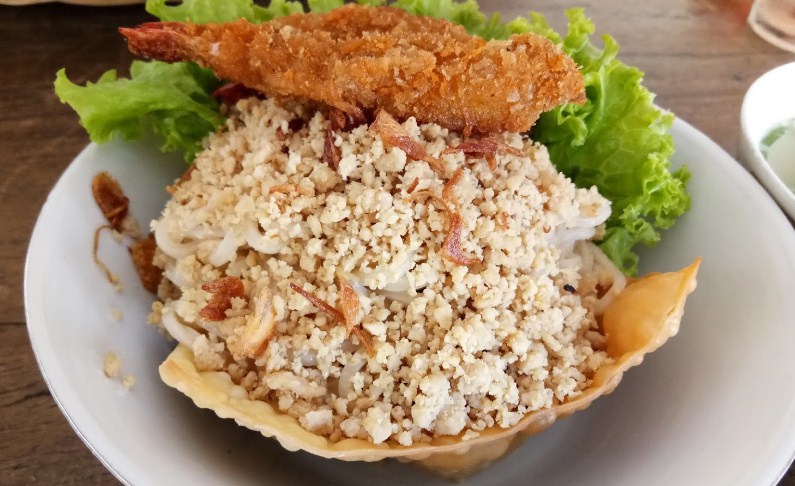 Rumah Kuliner Sendok Garpu: Santapan Hangat di Jantung Cilacap